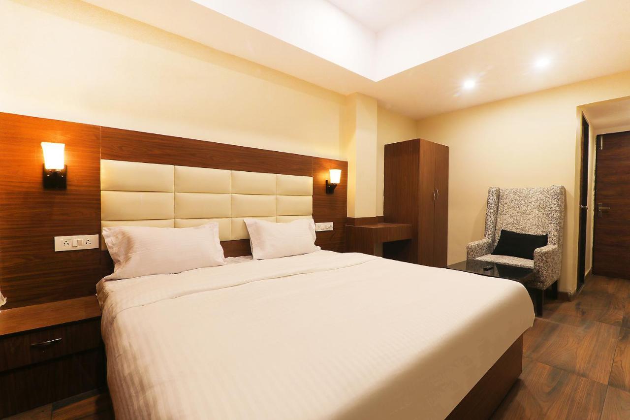 Fabhotel Blueark Hotel 3*