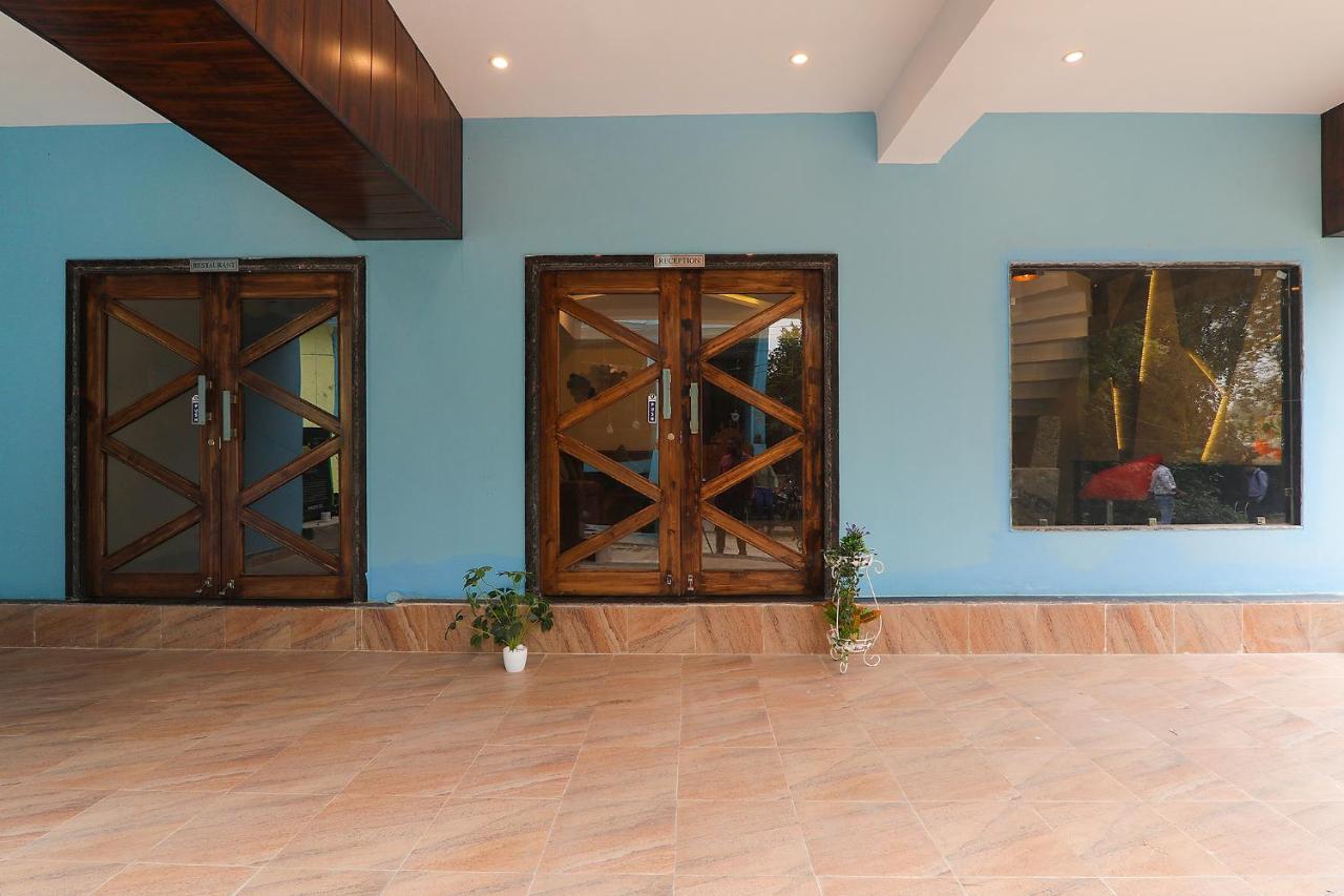 Hotel Fabhotel Blueark Lucknow